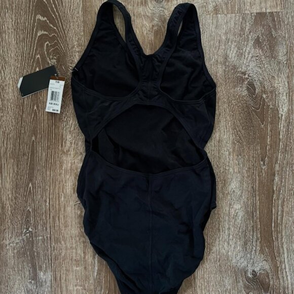 Durafast Solid Maxfit One Piece Swimsuit. Black Size 38 (XL) - Picture 3 of 3
